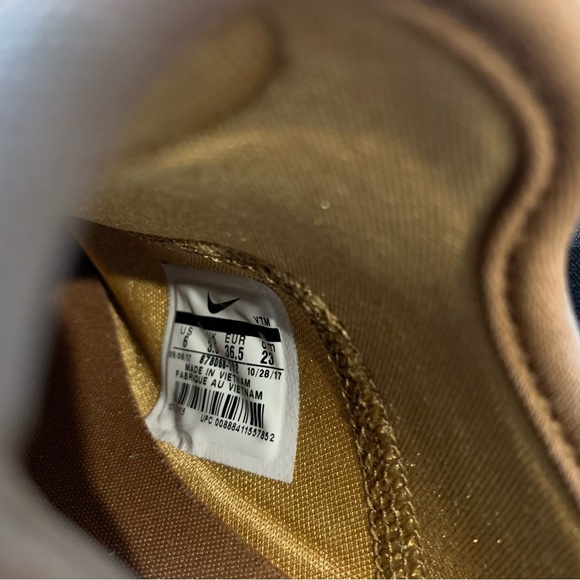 Nike Prestos - Picture 6 of 6